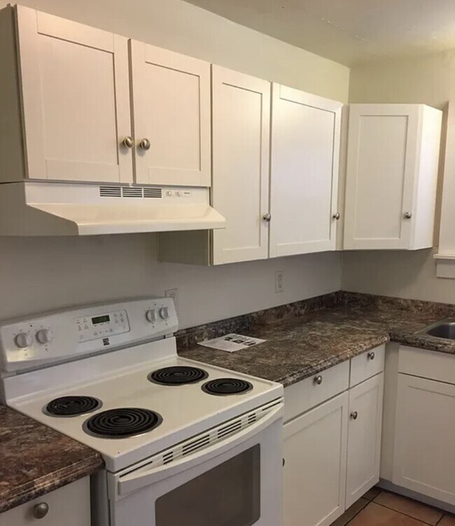 Foto del edificio - 2145 Cottage St SE