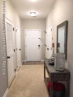 Building Photo - 337 Mill Pond Way