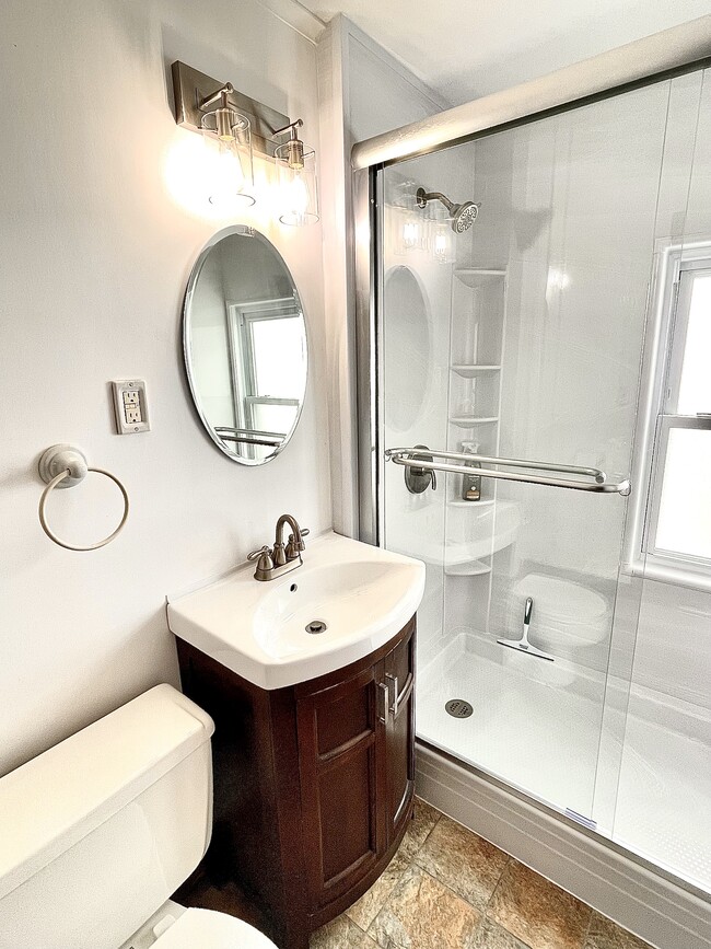 Building Photo - 50 Bretton Rd