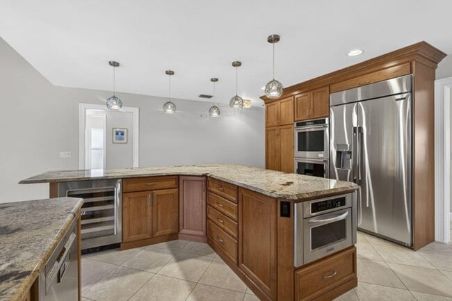 Photo - 19570 Trails End Terrace House