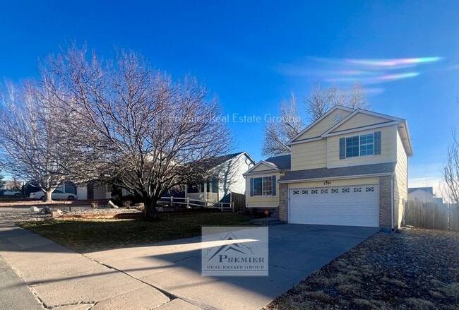 Building Photo - 2395 Lisa Dr