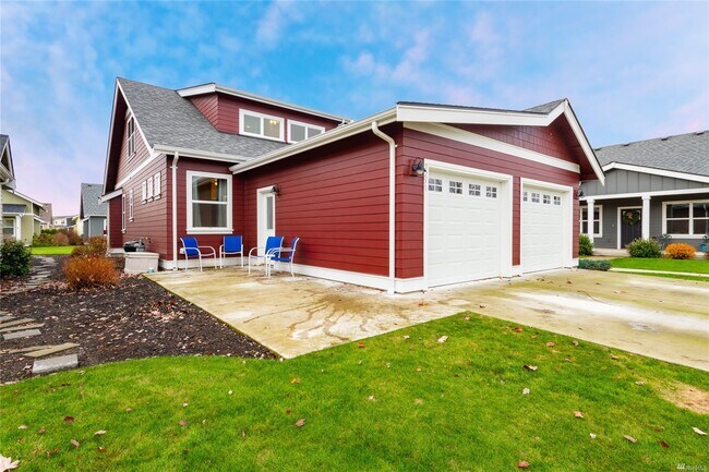 Building Photo - 2251 Sedge St