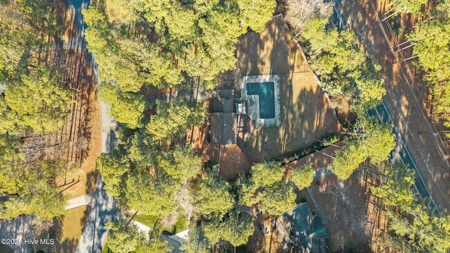 Foto del edificio - 215 Canterbury Rd