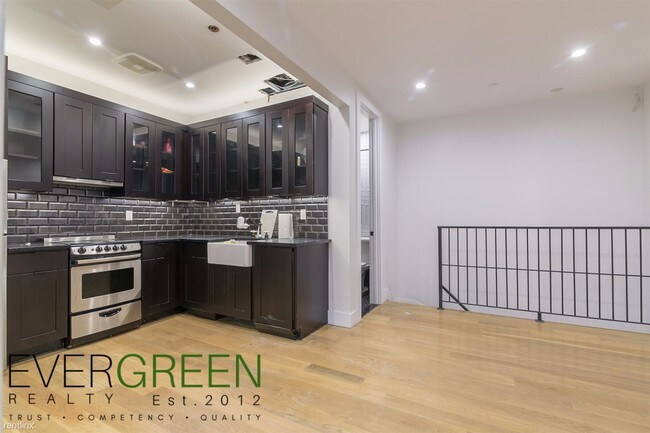 Building Photo - 1119 Saint Marks Ave