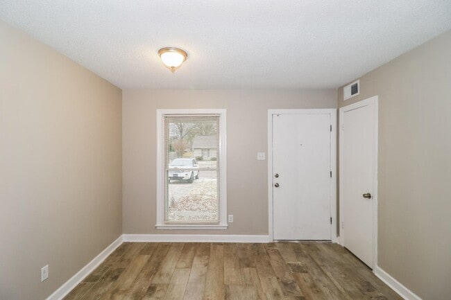 Foto del edificio - 6407 Easthampton Cove