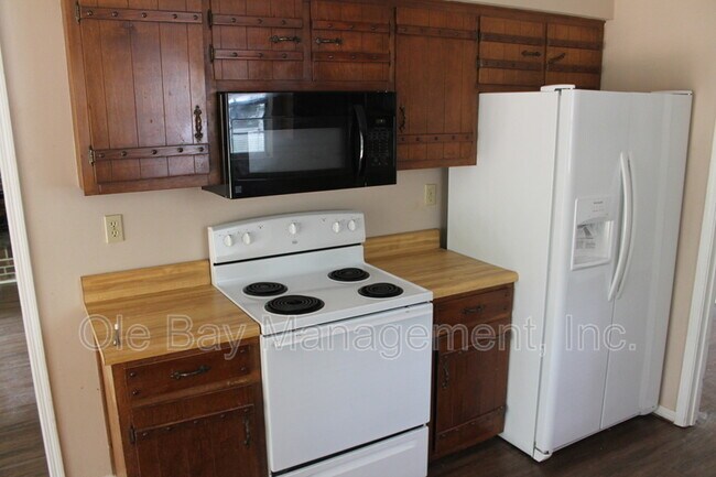 Foto del edificio - 2010 Sky Vista Dr W