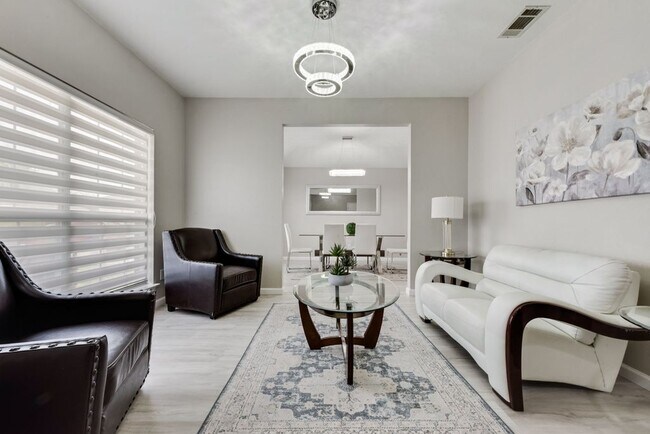 Foto del edificio - 506 Pecos Path Dr