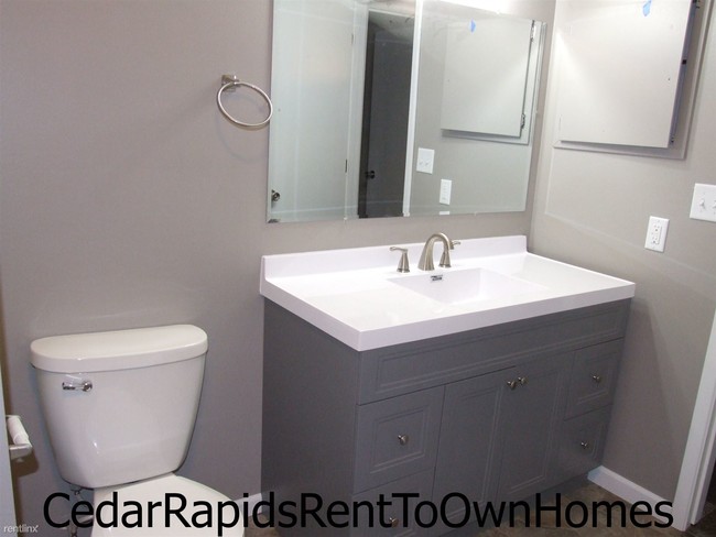 Foto del edificio - 619 Greenfield St NE