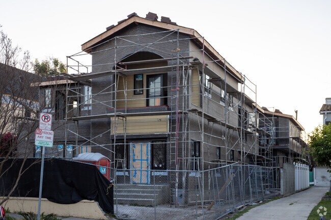 Foto de la construcción - 1022 Masselin Ave