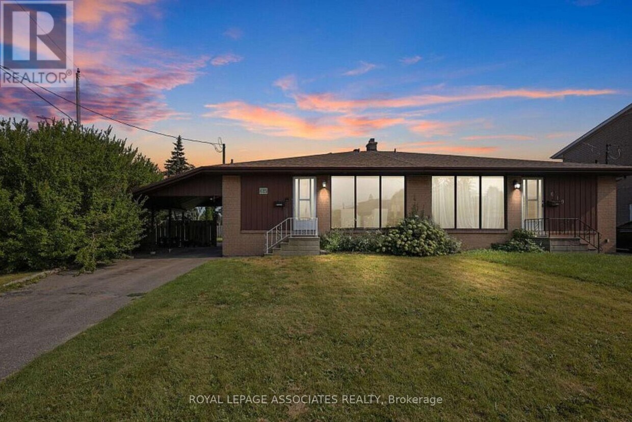 Primary Photo - 615 Perry Crescent