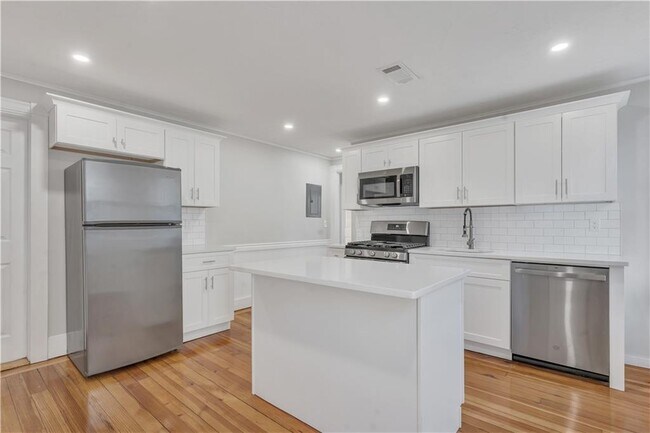 Foto del edificio - 382 Orms St