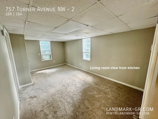 Foto del edificio - 757 Turner Ave NW