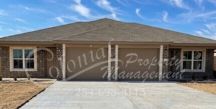 Building Photo - 815 Eastland Dr