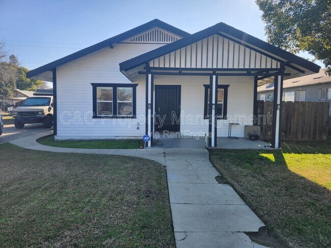 Foto del edificio - 765 E San Joaquin Ave