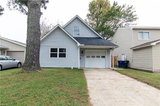 Building Photo - 3877 Peachtree Ln W