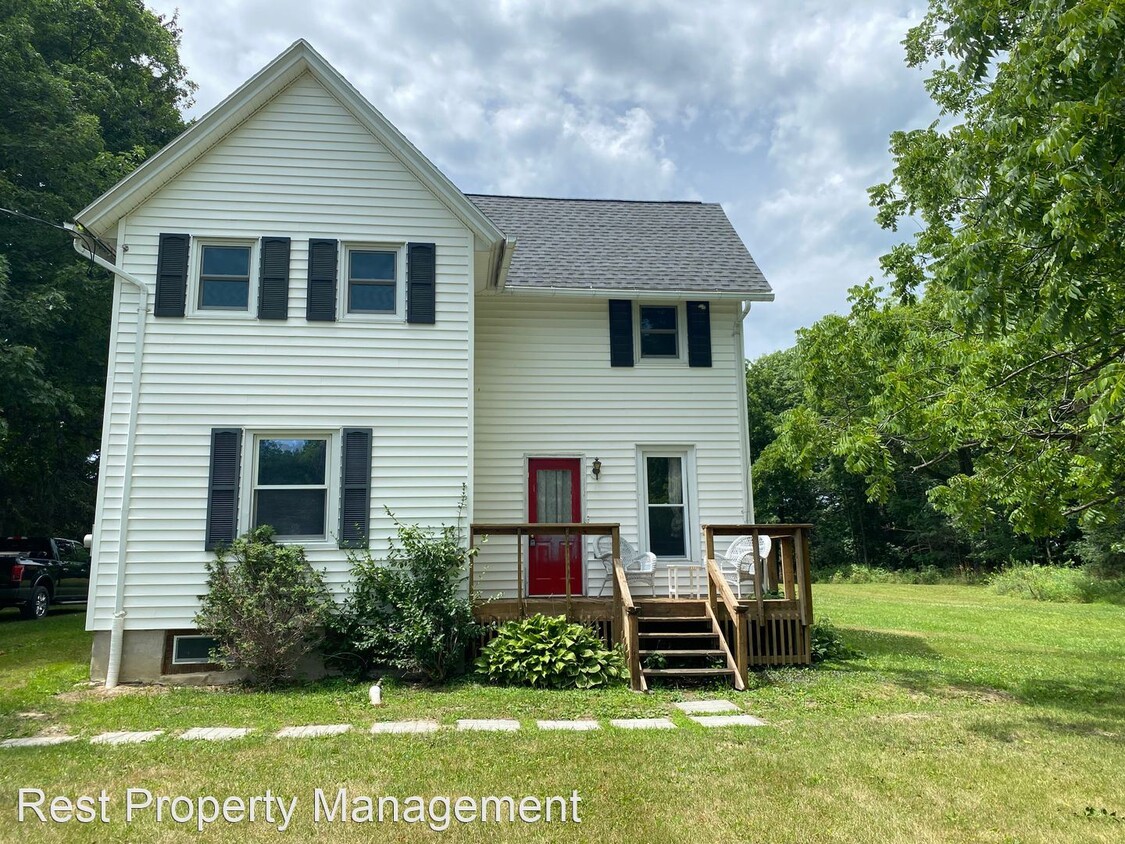 Primary Photo - 2 br, 1 bath House - 4850 Skyline Drive