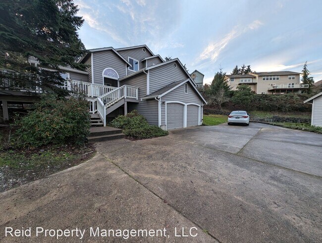 Building Photo - 4 br, 3.5 bath House - 6157 Oceanside PL NE