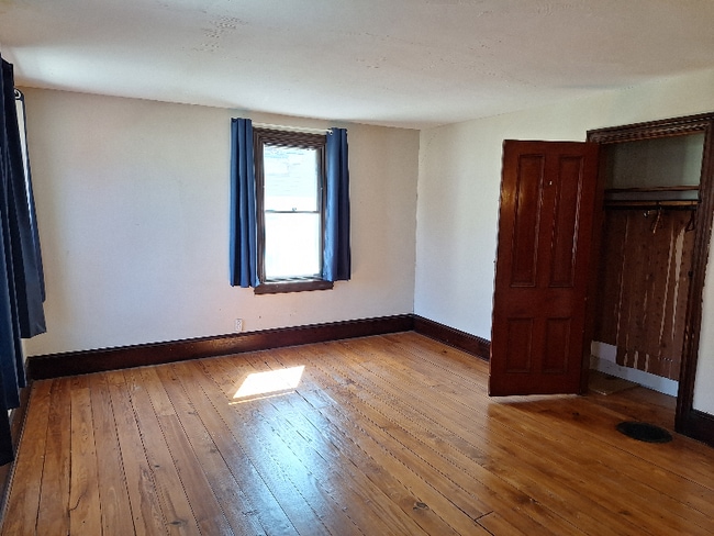 Building Photo - 59 7th St