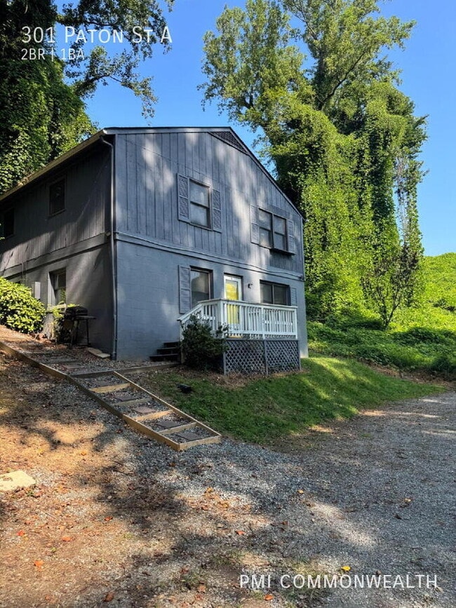 Building Photo - 301 Paton St