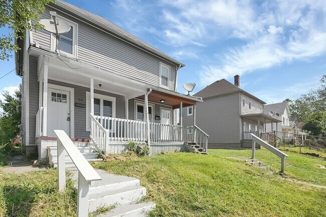 Foto del edificio - REDUCED - Newly Updated 2 Bedroom Home $950 RENT