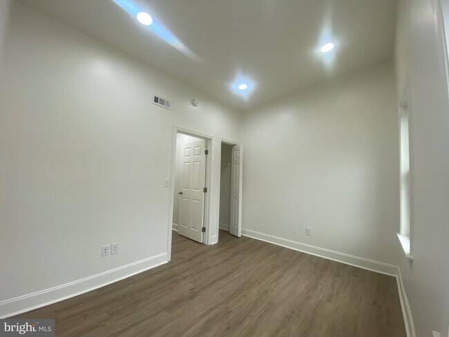 Foto del edificio - 538 N Queen St