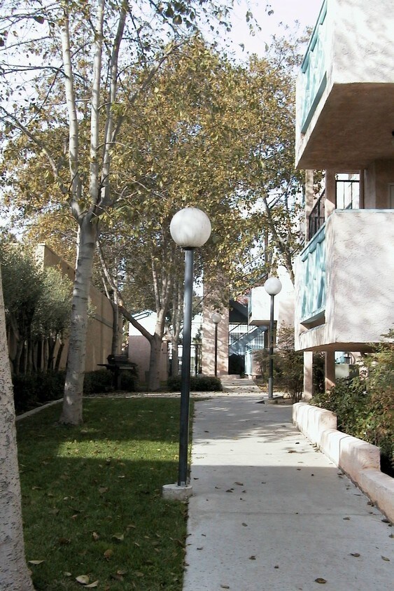 Primary Photo - 564 Arizona St
