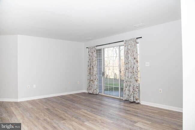 Foto del edificio - 104-103 Timberlake Terrace