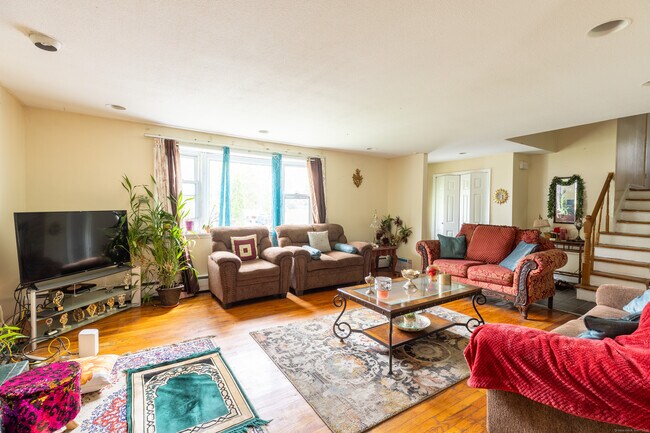 Foto del edificio - 178 W Ridge Dr
