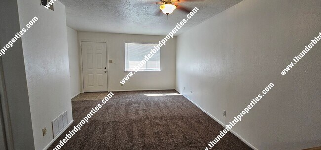 Foto del edificio - 1117 Louisiana Blvd SE