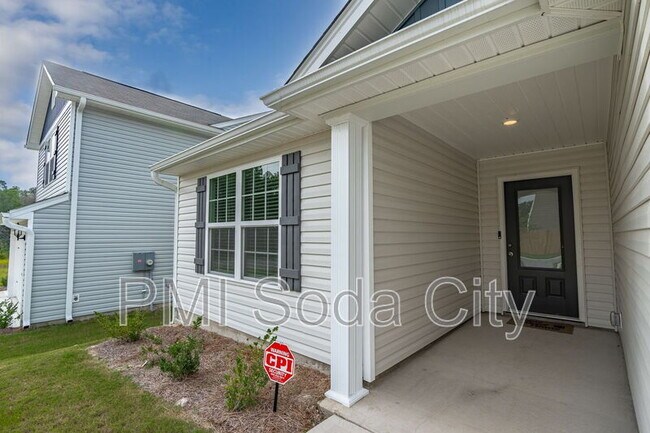 Building Photo - 348 Sundew Rd