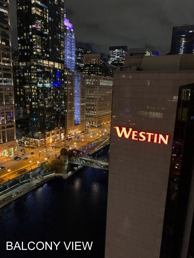 Foto del edificio - 300 N State St