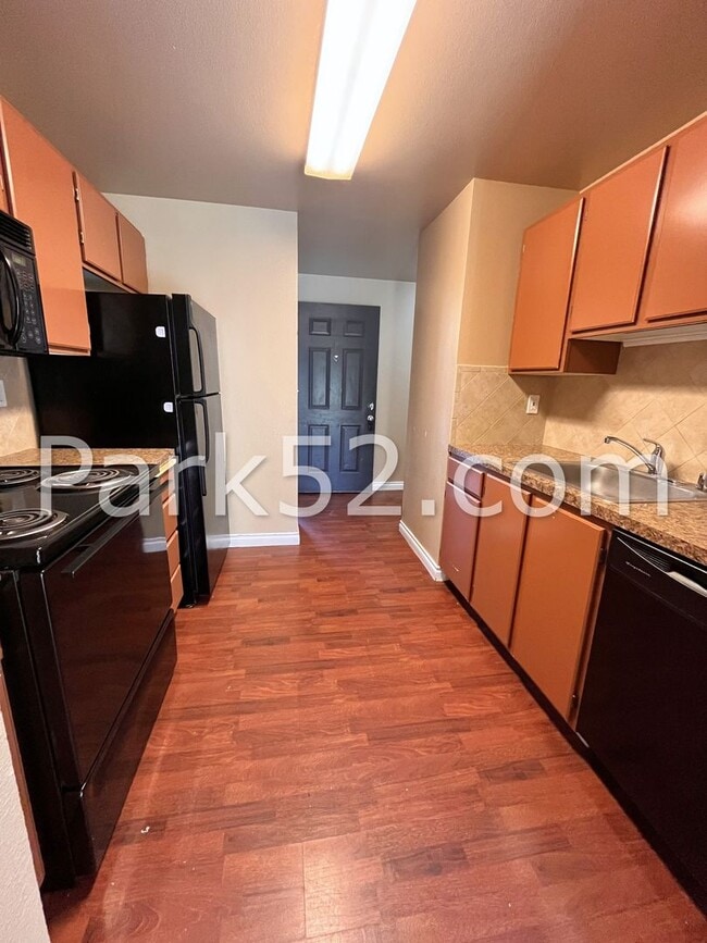 Foto del edificio - Puyallup Area 2 Bedroom 2nd Floor Apartment