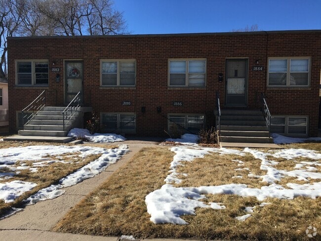 Building Photo - 1882 Cherry Ct