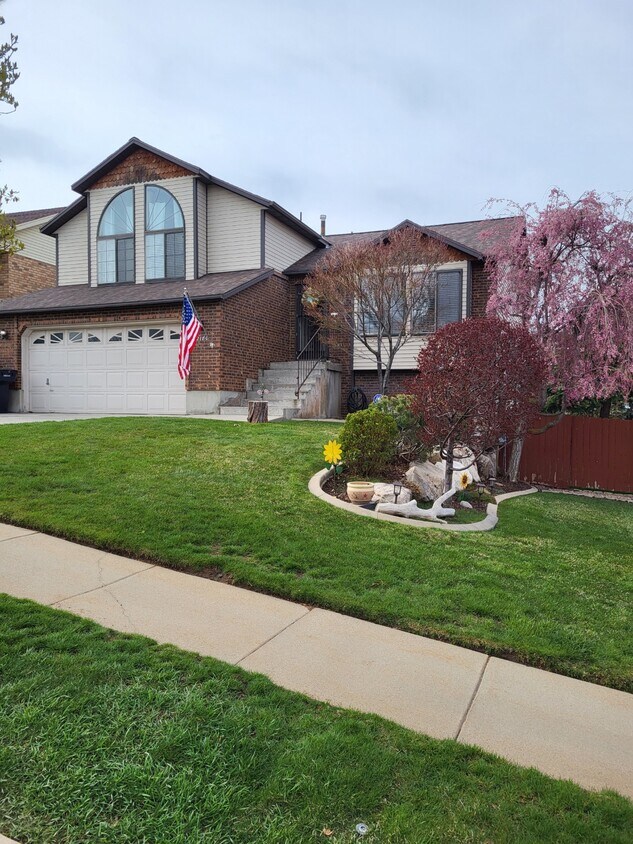 2180 E 3000 N, Layton, UT 84040 House for Rent in Layton, UT