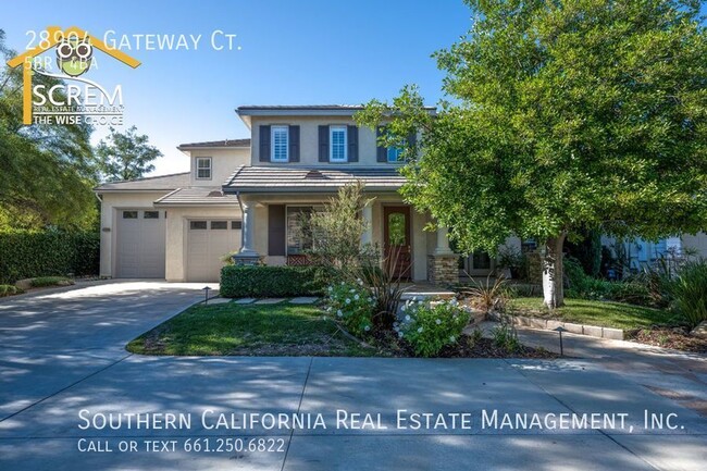 Building Photo - Stunning Five Bedroom House in Santa Clarita