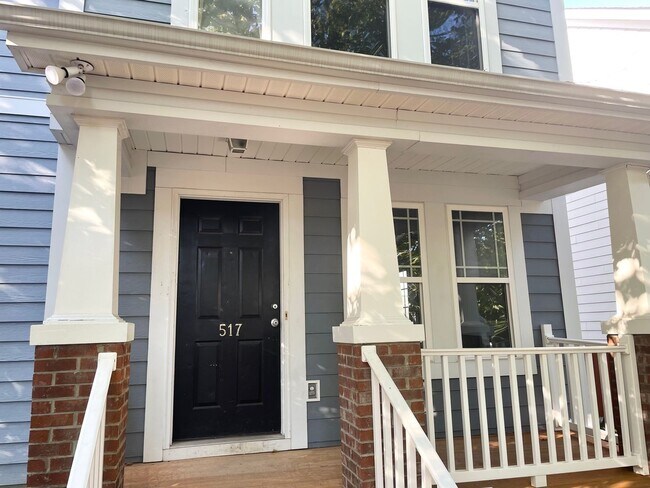Foto del edificio - Large Home in Great Location close to USC