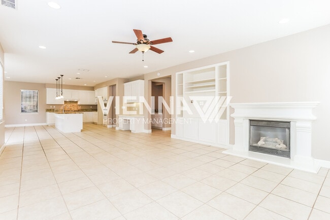 Foto del edificio - 836 Spotted Pony Ln