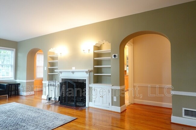 Photo - 800 Maplewood Ave Apartment