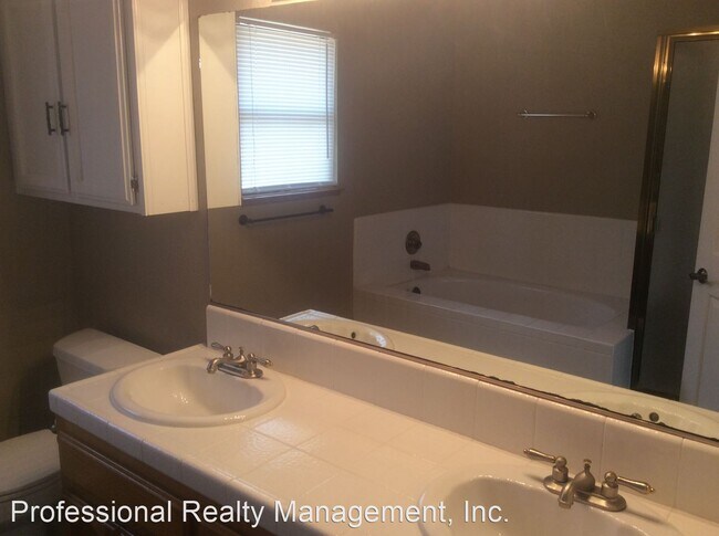Building Photo - 3 br, 2 bath House - 9400 HUNTSMAN OAK CT.