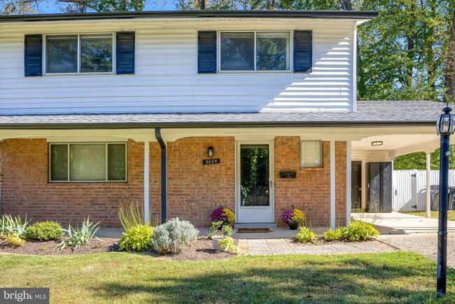 Foto del edificio - 5609 Rolling Rd