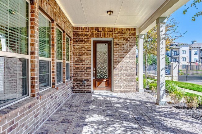 Building Photo - 18206 Lake Eagle Dr