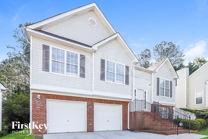 Primary Photo - 3640 Palisade Park Dr
