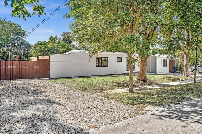 Foto del edificio - 1600 SW 9th St