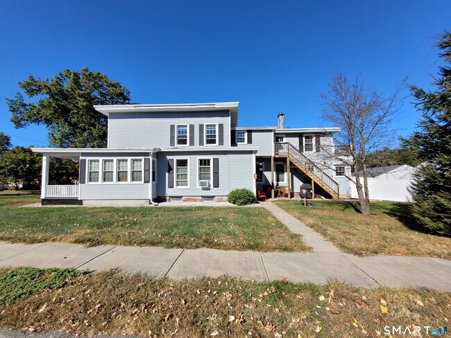 Foto del edificio - 264 Wolcott Hill Rd