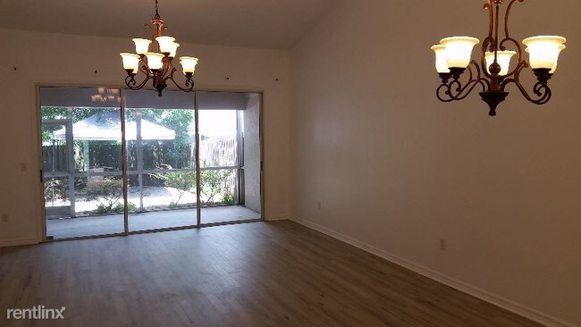 Building Photo - 3 br, 2 bath House - 2984 Brookfield Ln