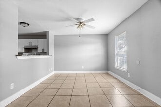 Building Photo - 15835 S Alley Ct