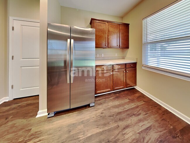 Foto del edificio - 109 Brookhaven Rd
