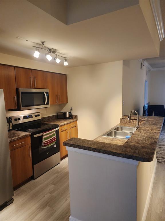 Foto del edificio - 5880 W Sample Rd