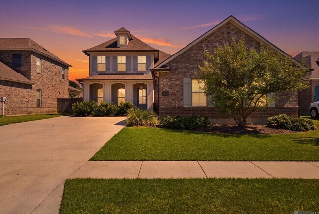 Building Photo - 36350 Belle Reserve Ave