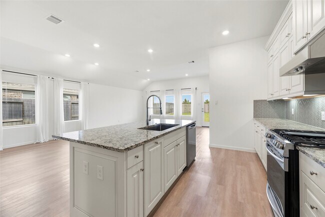Building Photo - 29338 Sweet Orange Ct